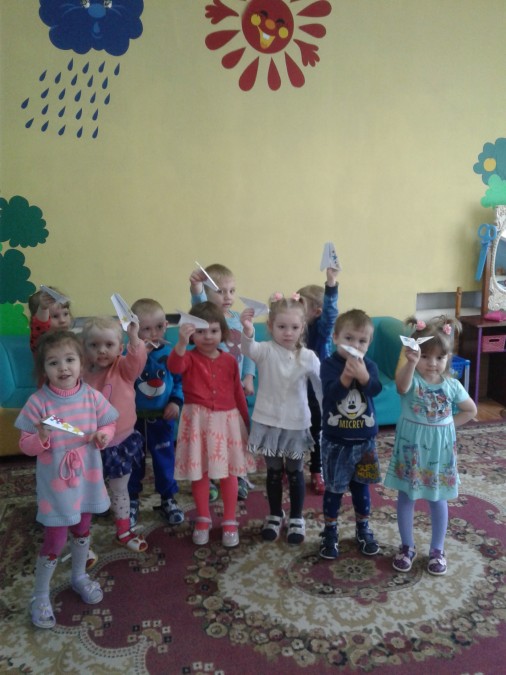 "Самолет" Конкурс «Подарок для папы». Поделки и рисунки "Самолет"