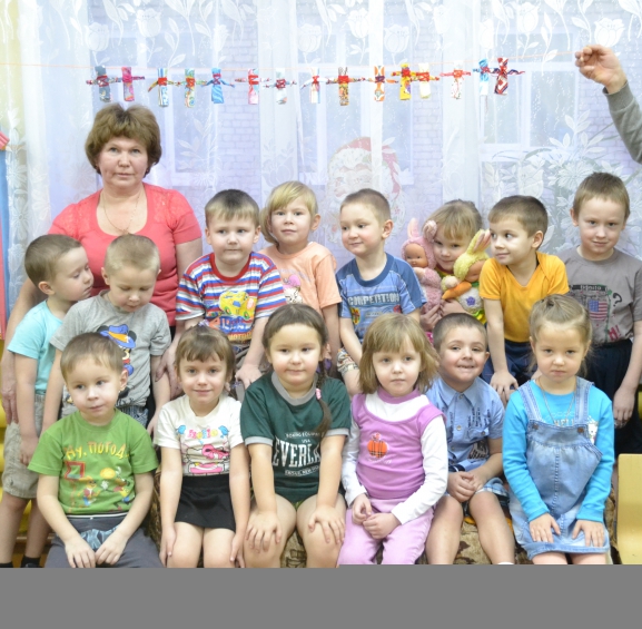 "Гирлянда дружбы" Международная миротворческая акция «Гирлянда дружбы» "Гирлянда дружбы"