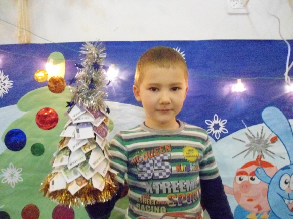 "Волшебная Ёлочка" Конкурс «Маленькой ёлочке холодно зимой». Январь 2014. Поделки и рисунки. Дошкольники "Волшебная Ёлочка"