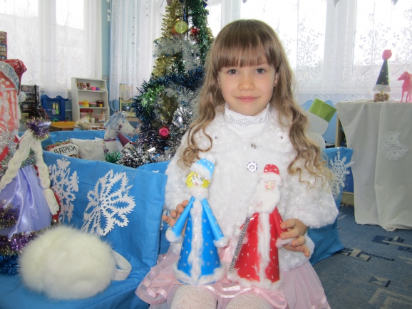 "Дед Мороз и Снегурочка" Конкурс Новогодних поделок. Январь 2014. Дошкольники "Дед Мороз и Снегурочка"