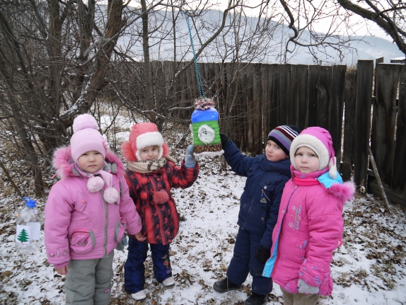 Кормушка Акция «Кормушка для пичужки» Кормушка