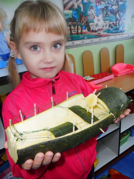 "Лодочка" Конкурс детских поделок. Октябрь 2014. Дошкольники "Лодочка"