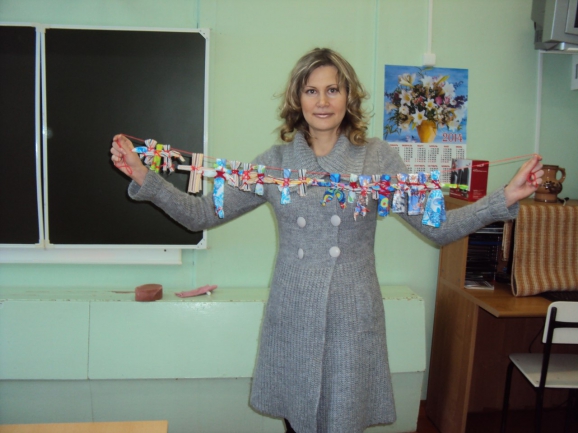 Гирлянда дружбы Международная миротворческая акция «Гирлянда дружбы» Гирлянда дружбы