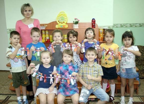 я и мои детки Международная миротворческая акция «Гирлянда дружбы» я и мои детки
