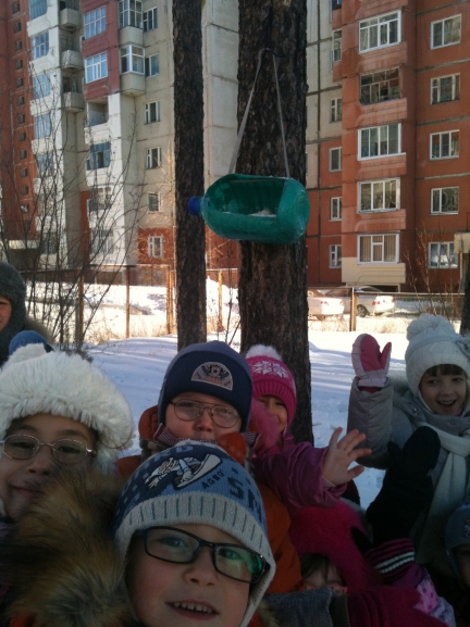 Кормушка для птиц-столовая синиц Акция «Кормушка для пичужки» Кормушка для птиц-столовая синиц