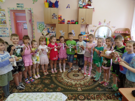 Дружный хоровод Международная миротворческая акция «Гирлянда дружбы» Дружный хоровод