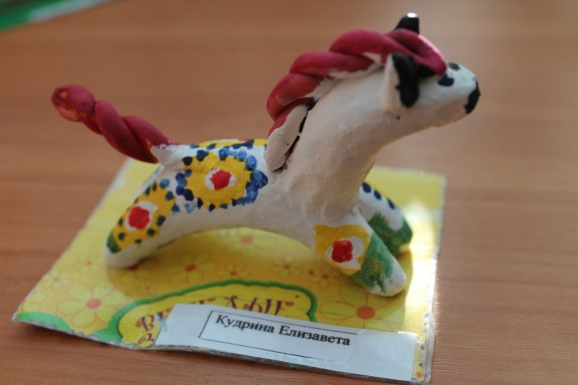 Дымковская лошадь.jpg Конкурс детских поделок. Апрель 2013 Дымковская лошадь.jpg