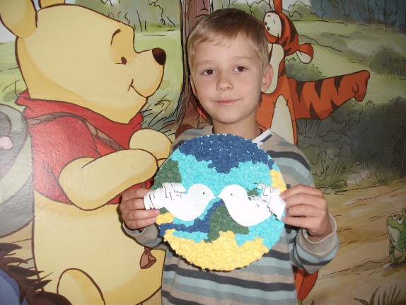 Голуби мира Конкурс «Мы за мир». Июнь 2014. Поделки, рисунки. Дошкольники Голуби мира