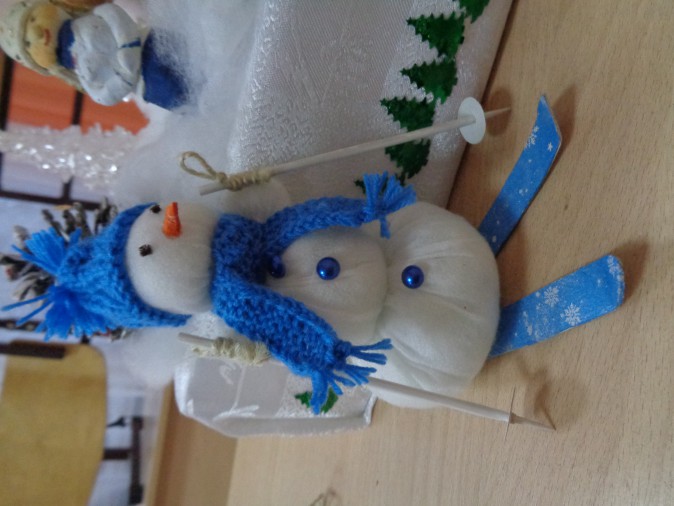 зимние забавы поделки для детей. зимние забавы поделки для детей. коллективная работа в детском саду зимние забавы. поделка лыжник. поделка зимние забавы.