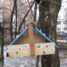 Кормушка для воробьев. Кормушка для воробьев.