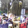 Трудно птицам зимовать, будем птицам помогать Трудно птицам зимовать, будем птицам помогать