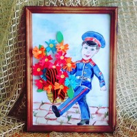Идёт солдат по городу! Идёт солдат по городу!