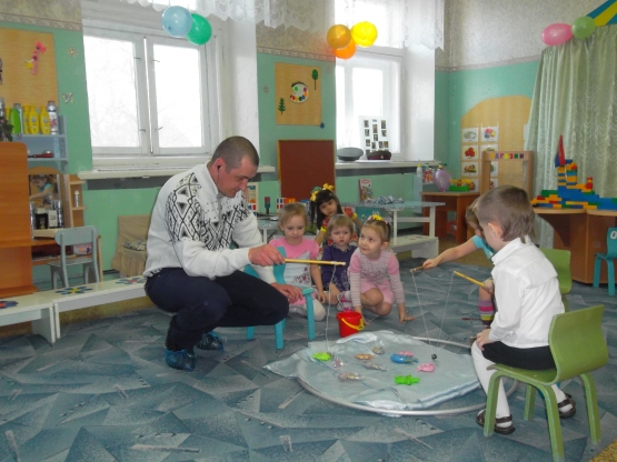 Смотреть фотографию №2 Фото №2 Формировать у детей первоначальных представление о семье