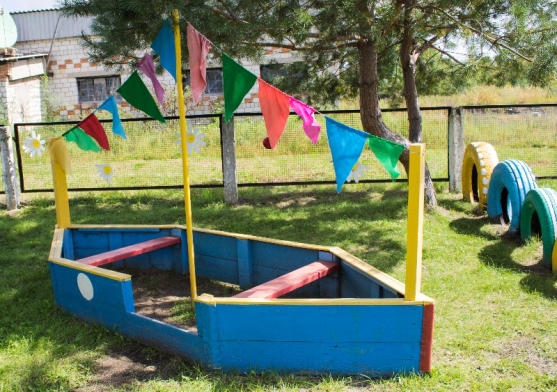 Игровые участки детского сада. Фото – Детский сад и ребенок