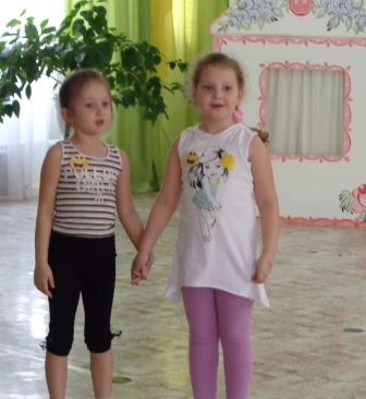 Смотреть фотографию №3 Фото №3 Начинался конкурс с презентации для родителей и детей где я познакомила их с историей скороговорок каие бывают как провильно проговаривать и запоминать их
