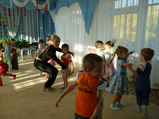 Музыкально-пространственная среда ДОУ (25 фото). Воспитателям детских ...