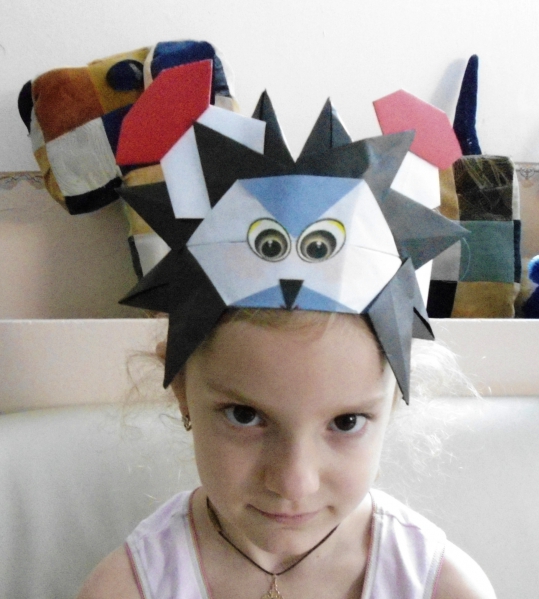 Маска-шапочка «Ёжик» в технике оригами