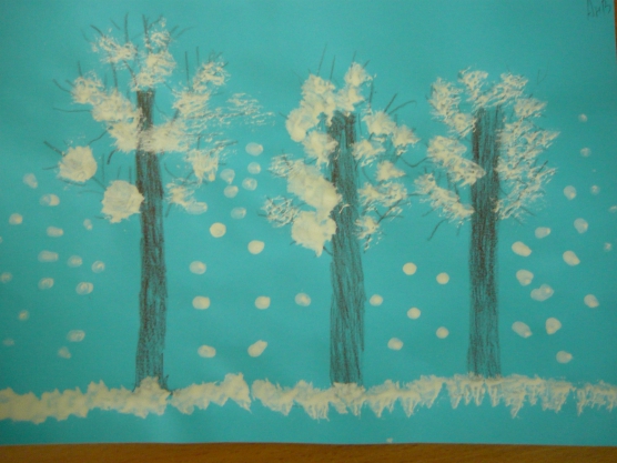 Деревья в снегу вторая младшая группа. Рисование зимний лес старшая группа. Рисование в средней группе зимой. Зимний лес рисование в средней группе. Рисование зимний лес подготовительная группа.