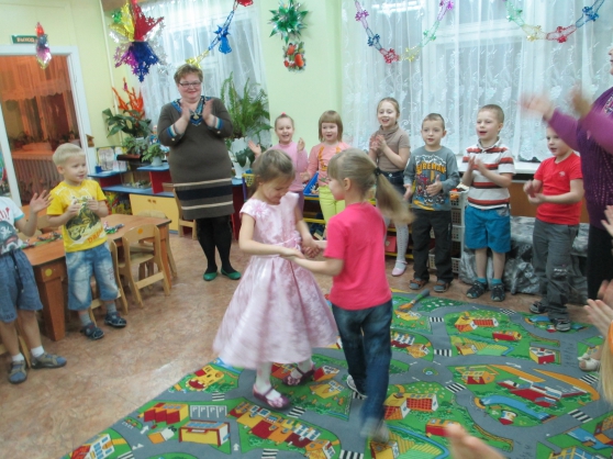 Участие в Международной акции «Гирлянда дружбы» Фото Участие в Международной акции «Гирлянда дружбы»