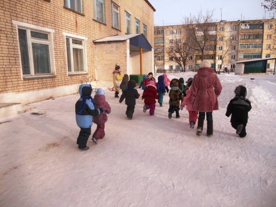 Смотреть фотографию №14 Фото №14 декабря в нашем детском саду прошло спортивное развлечение с элементами зимних забав Весёлая Санница