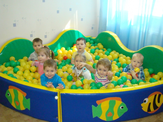 «Сухой» бассейн в детском саду (1 фото). Воспитателям детских садов .