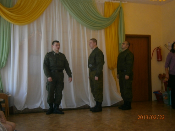 Развлечение в подготовительной группе ко Дню Защитника Отечества. Фото Развлечение в подготовительной группе ко Дню Защитника Отечества.