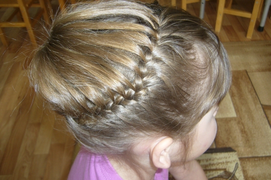 Pin by Brenda van Zyl on Hair styles Hair, Hair styles, Earrings