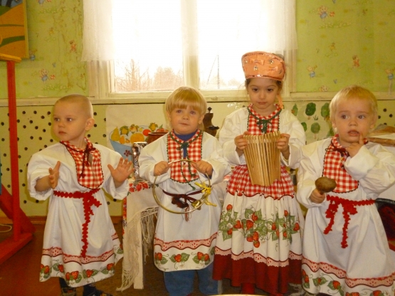 Смотреть фотографию №1 Фото №1 В апреле месяце в нашей младшей группе мы провели развлечение Весела была беседа