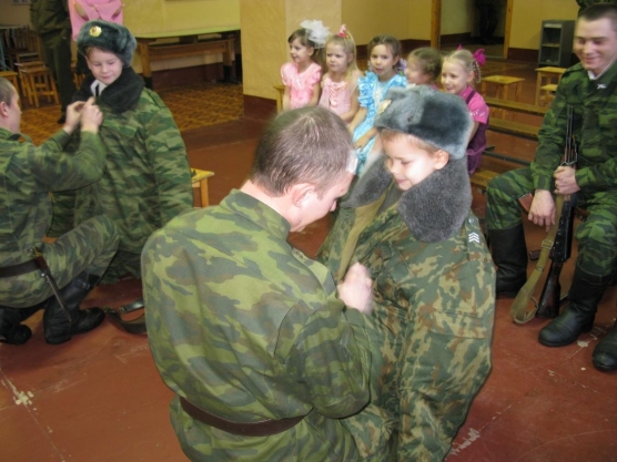 Смотреть фотографию №9 Фото №9 Рассказать о трудной но почётной обязанности защищать Родину
