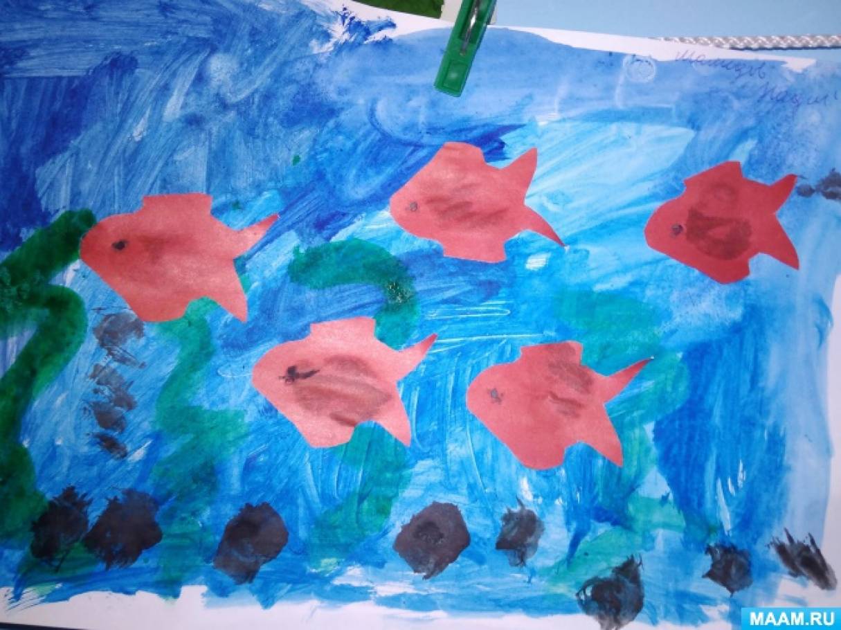 Рисование рыбки в старшей группе. Как вырезать красивую рыбку с детьми. Рисование аквариум с рыбками старшая группа. Аппликация красивые рыбки в аквариуме старшая группа. Рисование рыбы в средней группе.