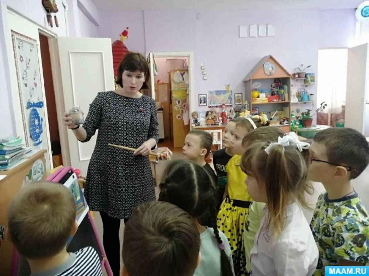 Опытно-экспериментальная деятельность в подготовительной группе: «Грунтовые воды»