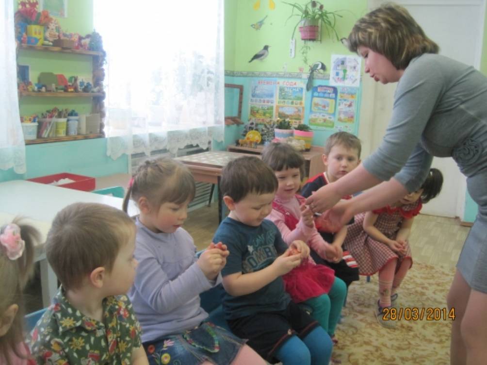 «Посадка репчатого лука». Экспериментальная деятельность дошкольников Фото «Посадка репчатого лука». Экспериментальная деятельность дошкольников