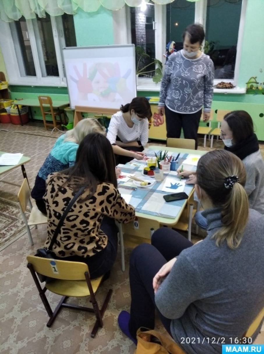 Нетрадиционные собрания в старшей группе. Нетрадиционное собрание в детском саду. Дети и гаджеты родительское собрание нетрадиционное.