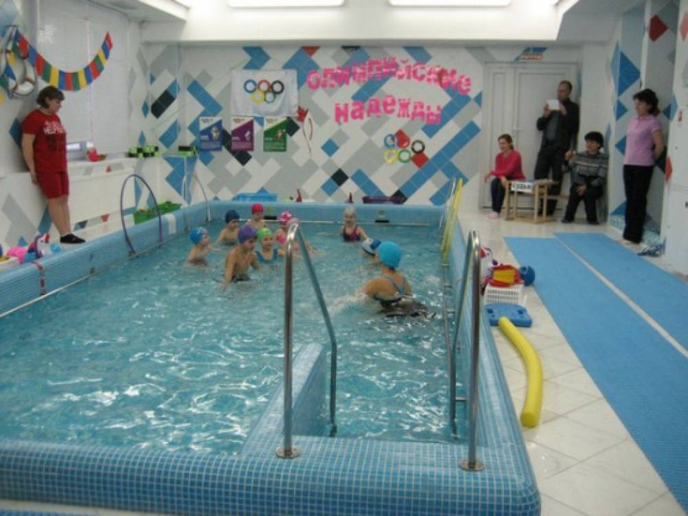 игры в бассейне для старшей группы. советские бассейны в детских садах. детский бассейн пермь.