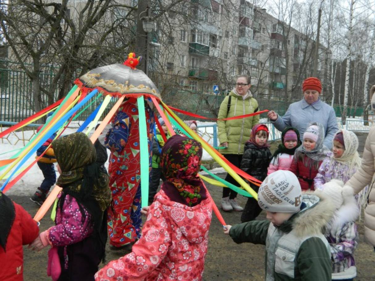 Интегрированное занятие масленица. Масленица в младшей группе в детском саду. Занятие Масленица. Масленица в средней группе детского сада. Масленица 2 младшая группа.