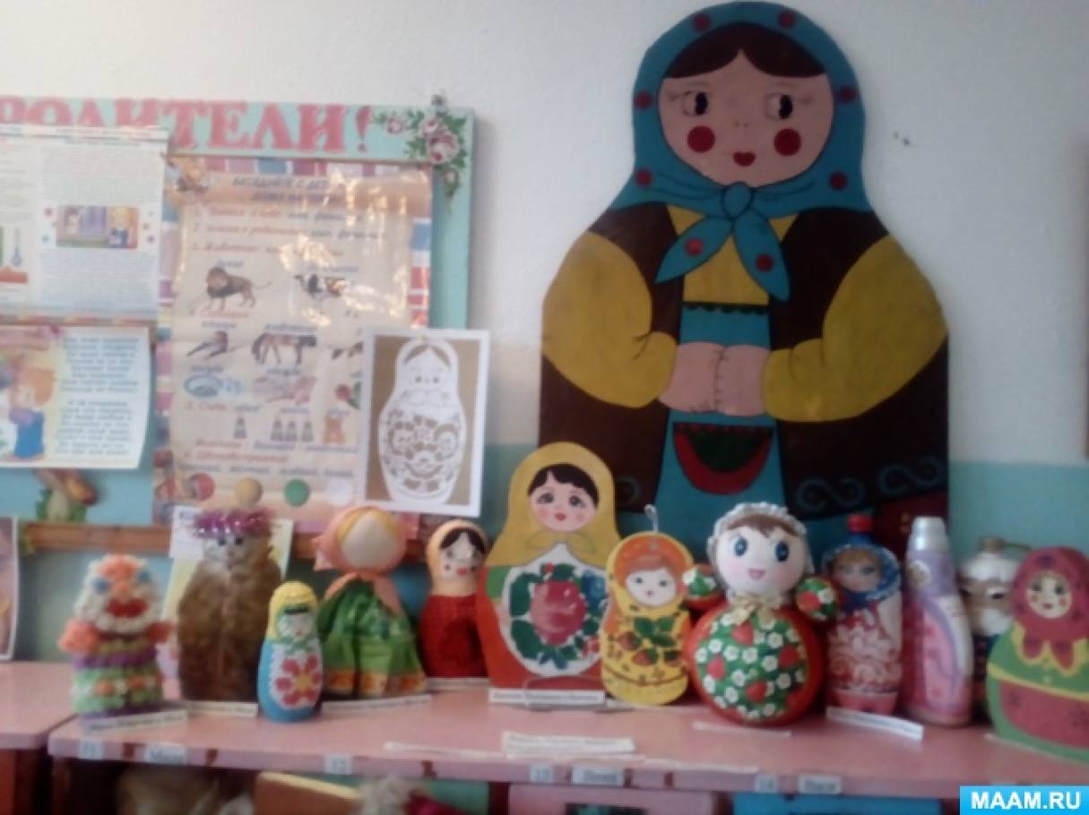 Выставка поделок к Дню Матери «Такие разные матрёшки» Фото Выставка поделок к Дню Матери «Такие разные матрёшки»