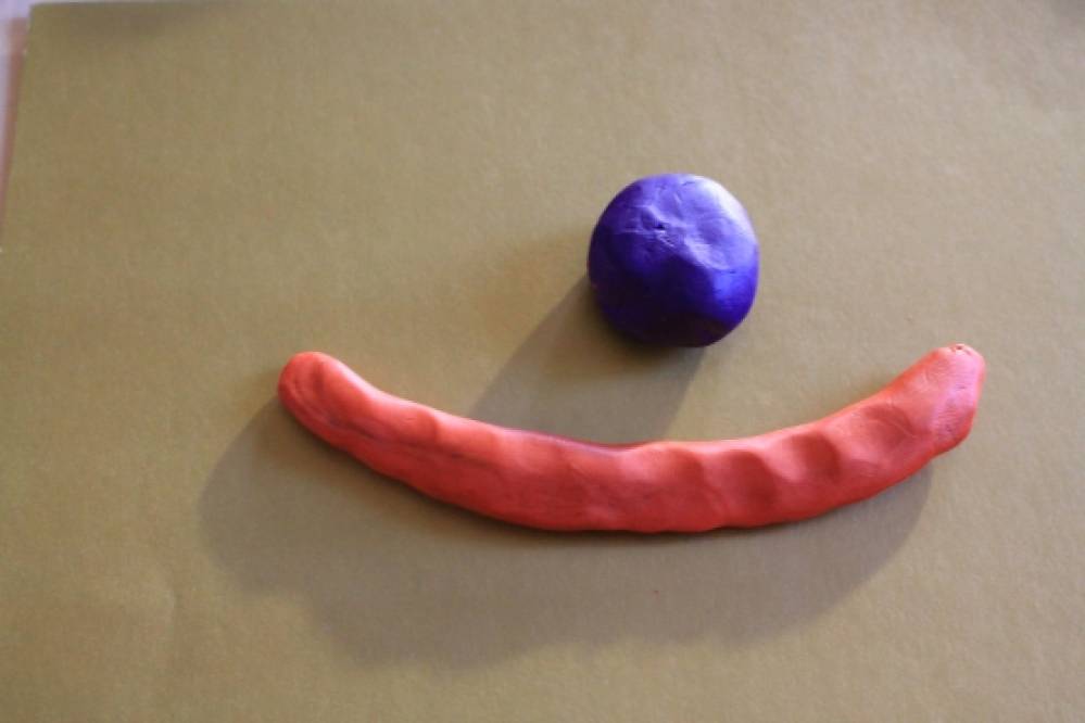 Как слепить летающую. Поделка инопланетянин. Лепка летающая тарелка. Птеродактиль лепка. Лепка инопланетяне.