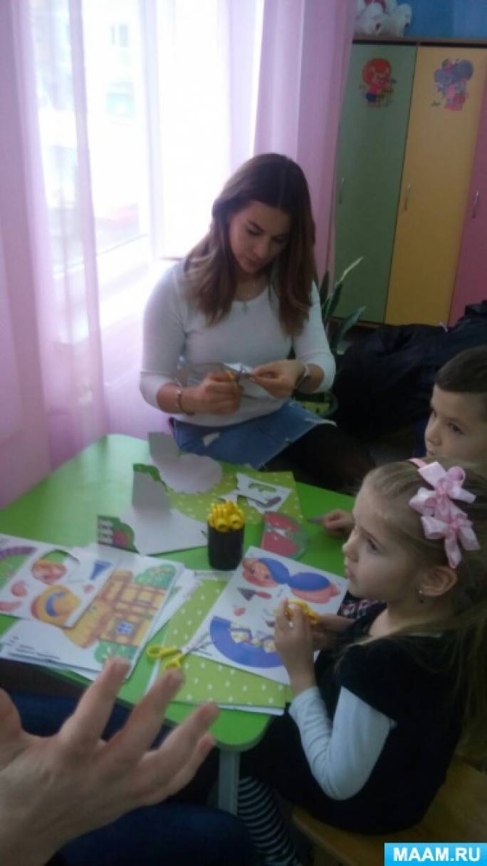 Мастер класс для родителей по изготовлению настольного театра «Театр своими руками». Фото Мастер класс для родителей по изготовлению настольного театра «Театр своими руками».