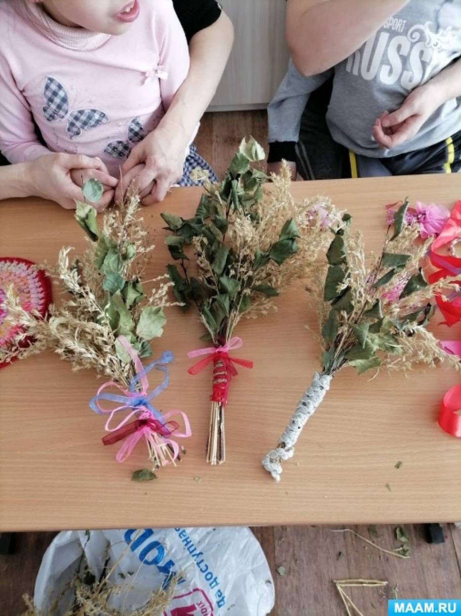 Смотреть фотографию №2 Фото №2 Русский народный праздник Масленицу с веником а провожай с куклой