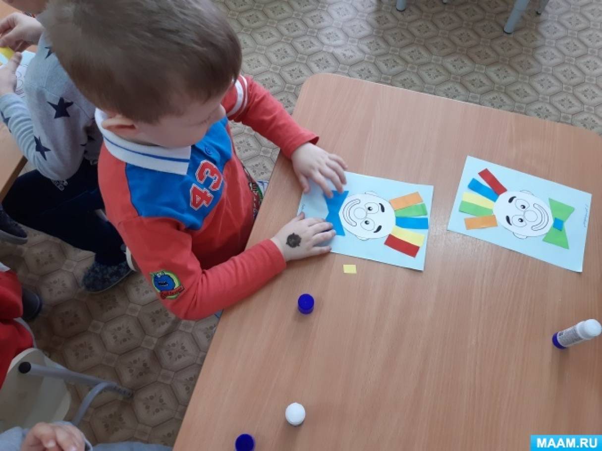 Аппликация для занятий дома и в детском саду. Аппликация для детей подготовительной группы. Аппликация 2 младшая группа. Аппликация по замыслу в подготовительной группе. Проведение аппликации в старшей группе.