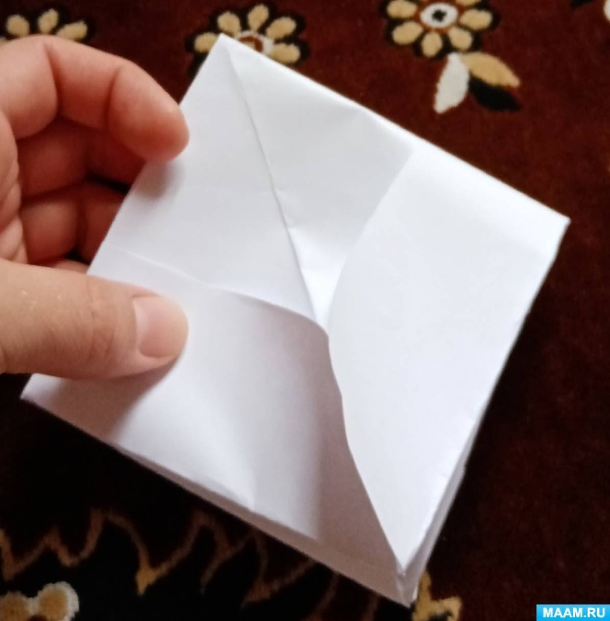 «По реке плывет кораблик». Конструирование из бумаги в технике оригами. Поэтапный мастер-класс. Воспитателям детских садов, школьным учителям и педагогам - Маам.ру