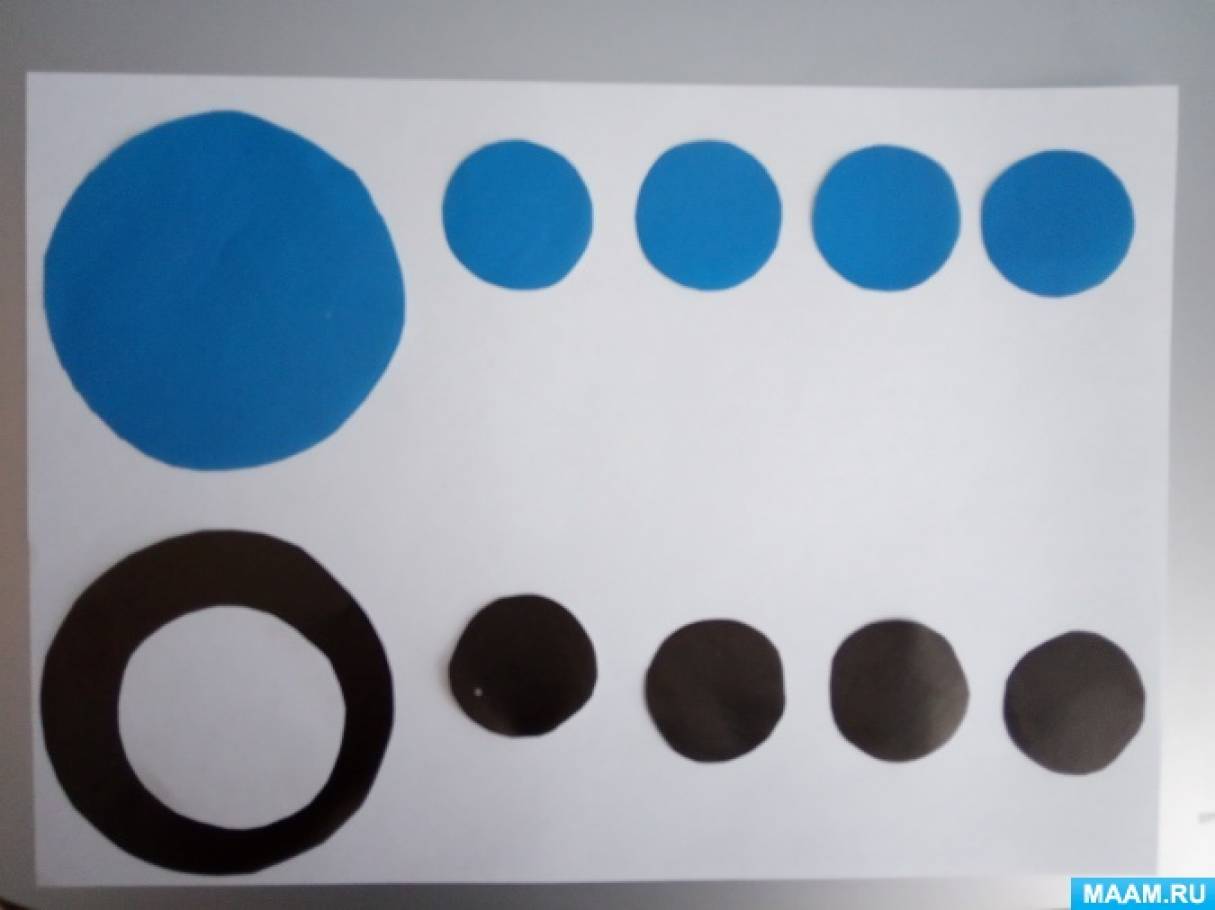 Узор из окружностей. Поделки из кругов и полукругов цветной бумаги. Дельфин из кругов поделка. Рисунок из окружностей. Кривые кружочки из бумаги.