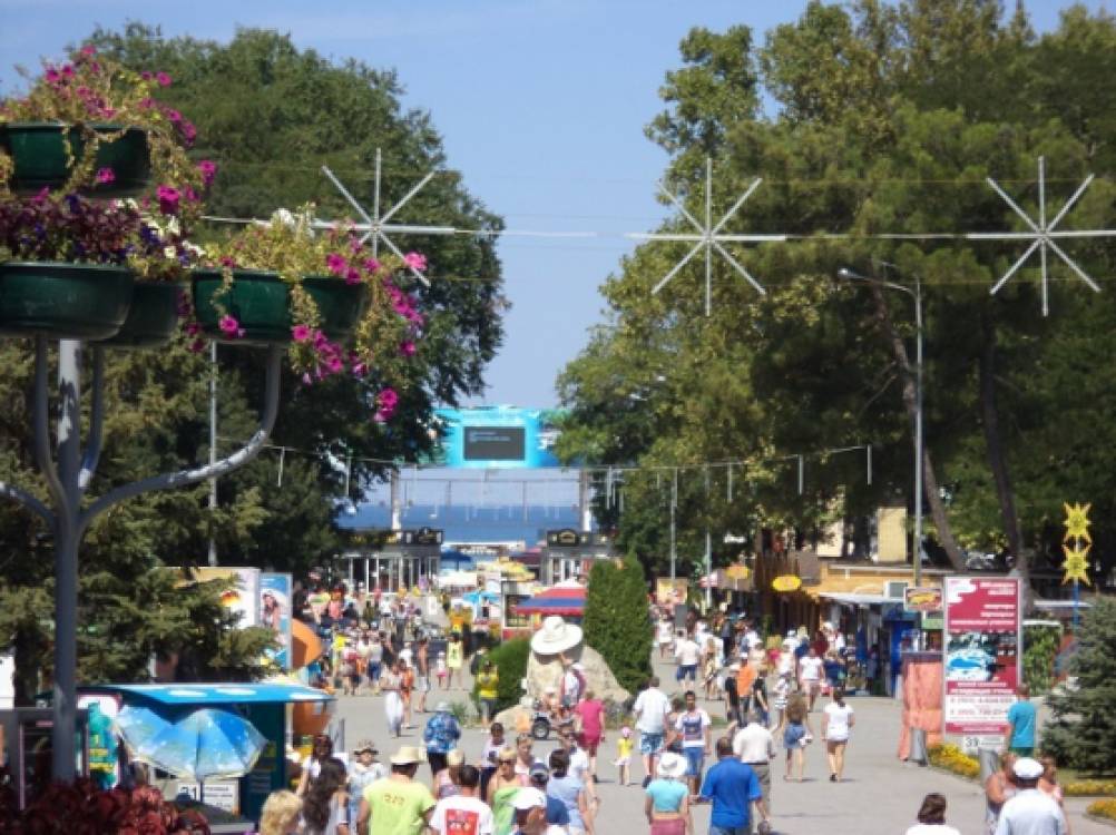 Выставка в анапе самое яркое солнце россии. Яркое солнце анапы. Яркое солнце анапы. Рассвет в анапе. Восход солнца на море.