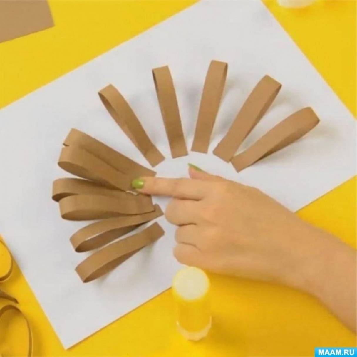 Аппликация ежик из цветной бумаги 2 класс