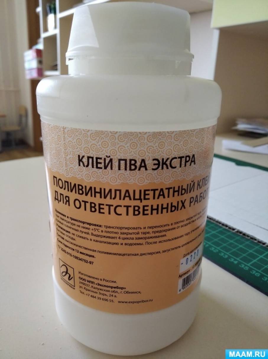Фото №6 Также понадобились ножницы простой карандаш линейка канцелярский нож раскроечный коврик и клей ПВА для картона