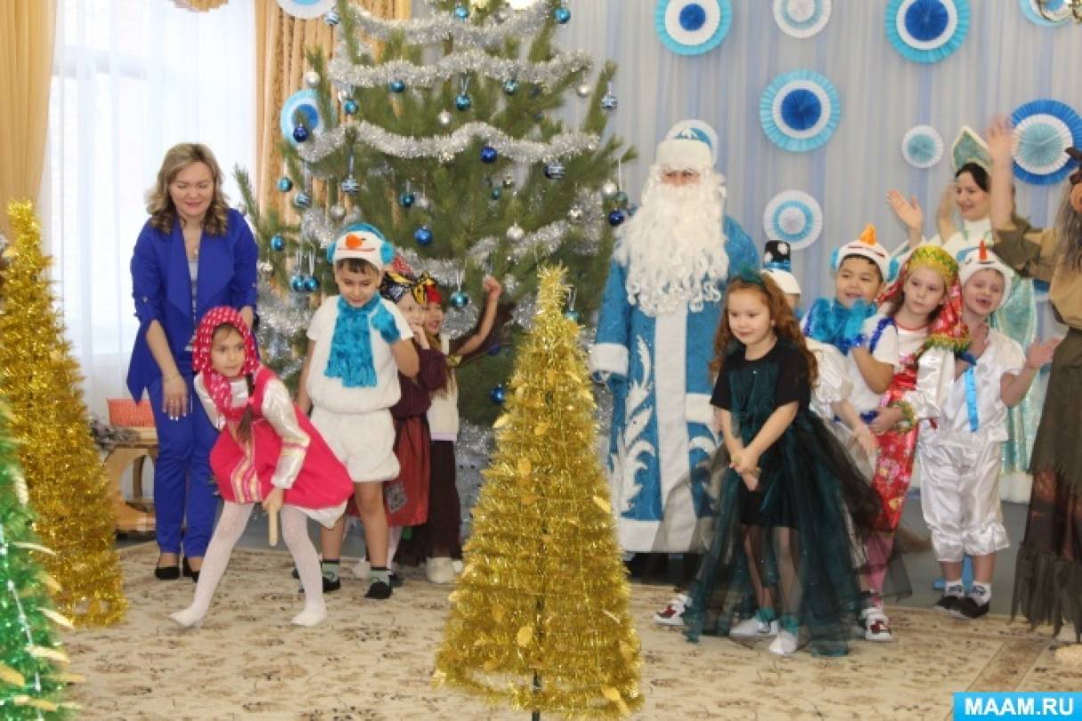 выставка поделок на утреннике в доу. фотоотчет новогодних утренников в доу. фотоотчет новогодних утренников в доу. сценарий новогоднего утренника в доу, фотографии. новогодний утренник доу новый год.