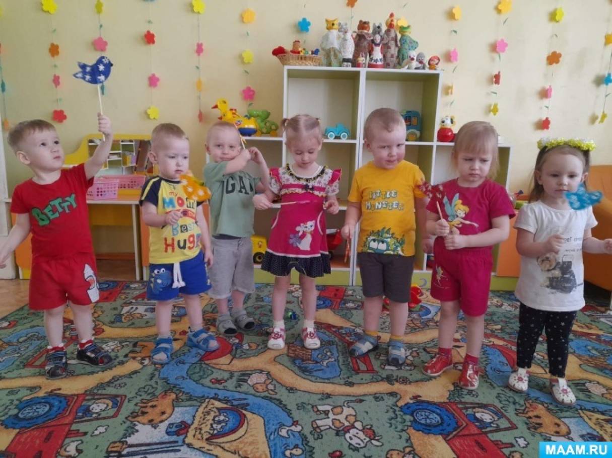 Фото №2 Мы его нарисовали на картоне вырезали с помощью ножниц