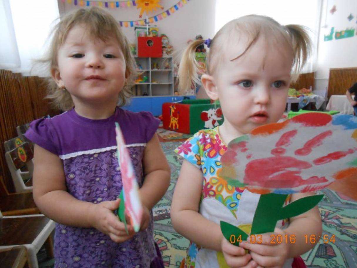 поделка к 8 марта в ясельной группе