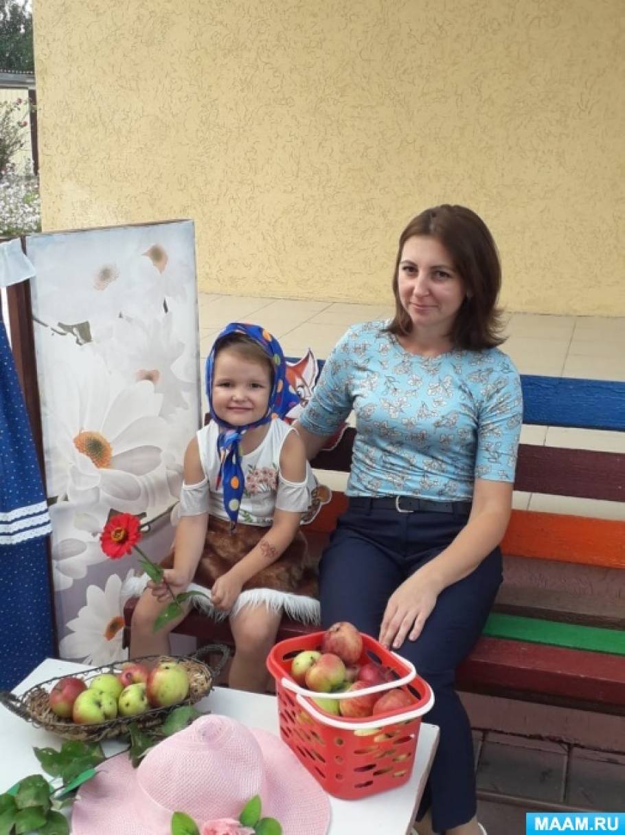 украшение зала на яблочный спас в детском саду. Смотреть фото украшение зала на яблочный спас в детском саду. Смотреть картинку украшение зала на яблочный спас в детском саду. Картинка про украшение зала на яблочный спас в детском саду. Фото украшение зала на яблочный спас в детском саду