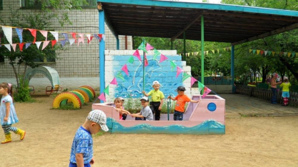 Смотреть фотографию №10 Фото №10 ягоды в лесу горят пожаром